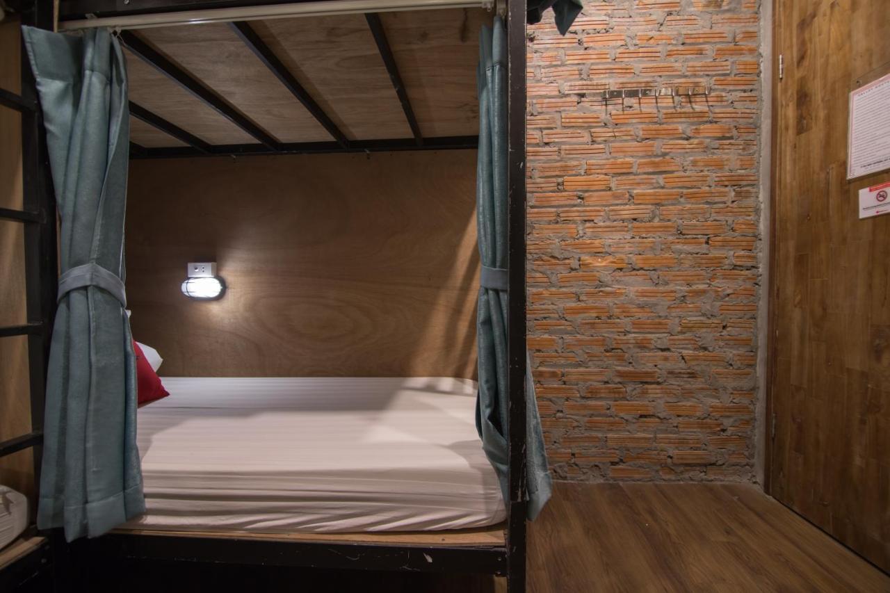 Reddoorz @ Tong Duy Tan Street (Adults Only) Hostel Hanoi Exterior foto
