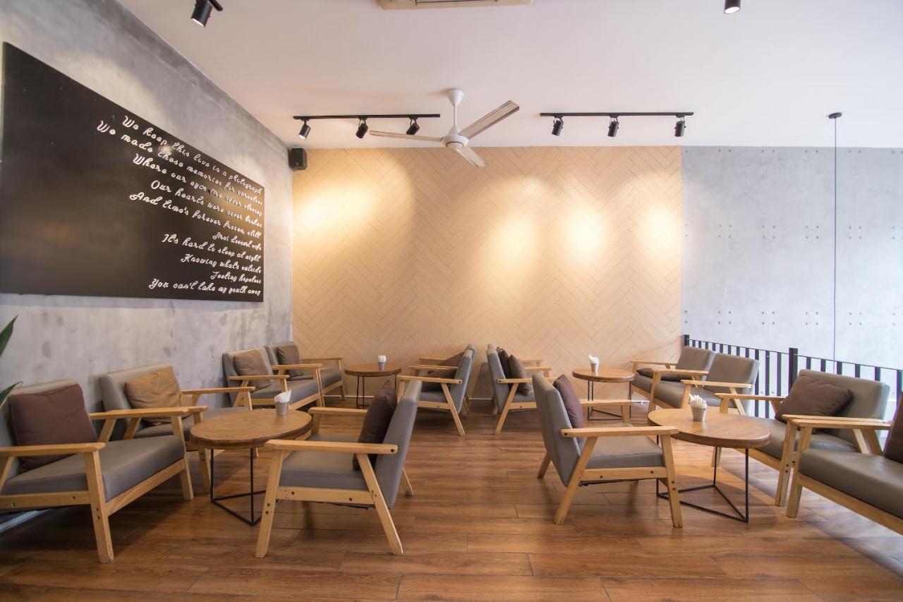 Reddoorz @ Tong Duy Tan Street (Adults Only) Hostel Hanoi Exterior foto