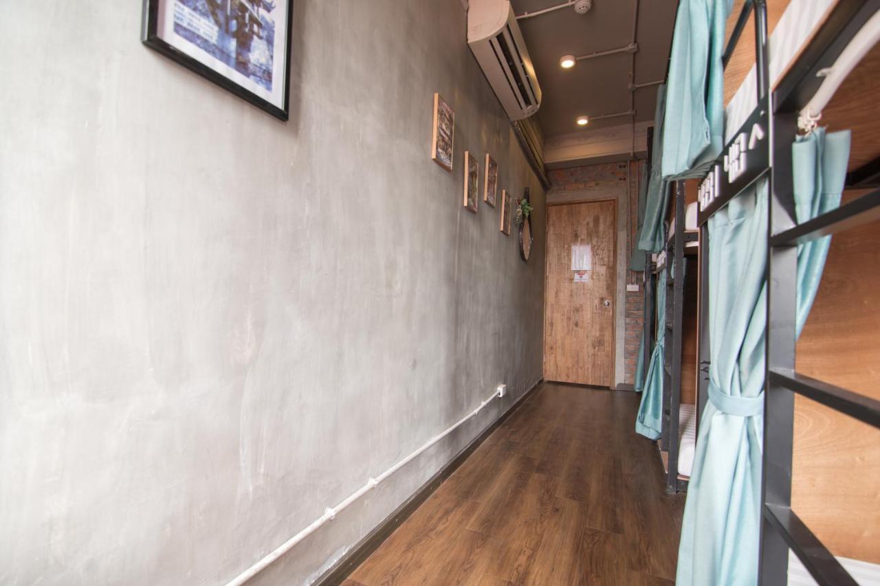 Reddoorz @ Tong Duy Tan Street (Adults Only) Hostel Hanoi Exterior foto