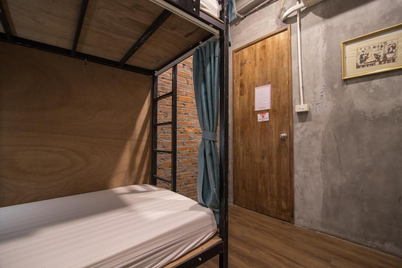 Reddoorz @ Tong Duy Tan Street (Adults Only) Hostel Hanoi Exterior foto