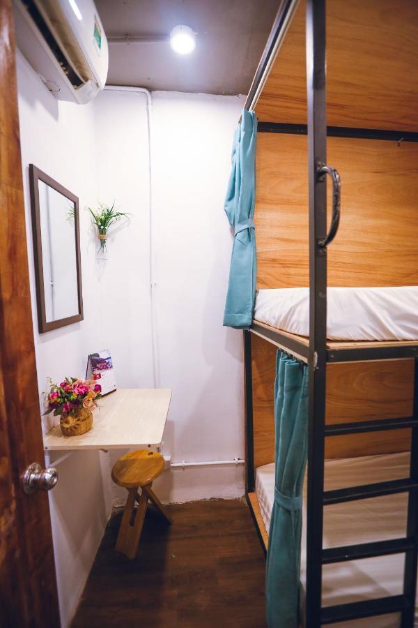 Reddoorz @ Tong Duy Tan Street (Adults Only) Hostel Hanoi Exterior foto